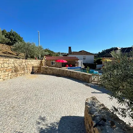 Gabriela Olival Turismo Konukevi Santo Aleixo (Viseu)